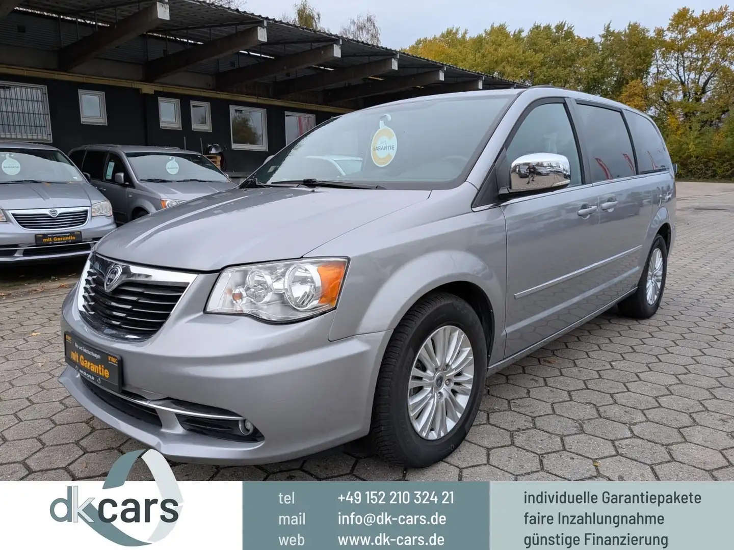 Lancia Voyager S 2.8 CRD 7 Sitze DVD TÜV Neu+Garantie Silber - 1