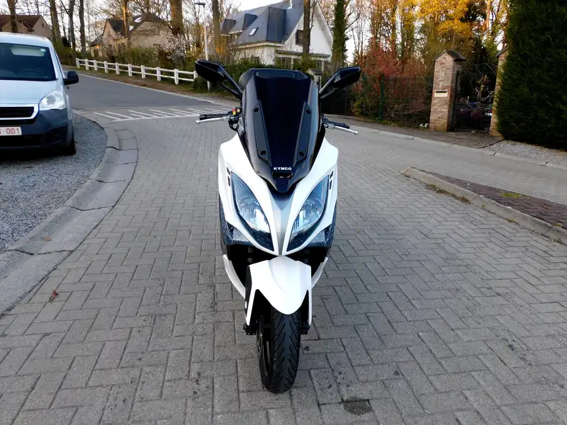Kymco Xciting 400i - foto 3