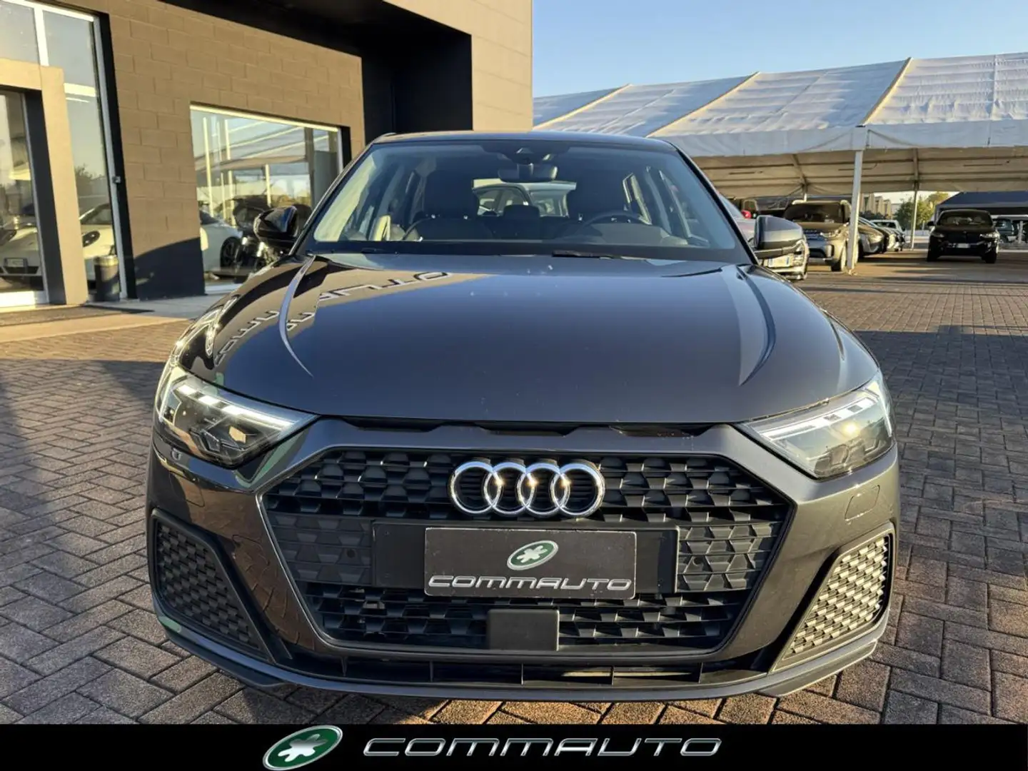 Audi A1 30 TFSI S tronic Business PREZZO REALE! Grau - 2