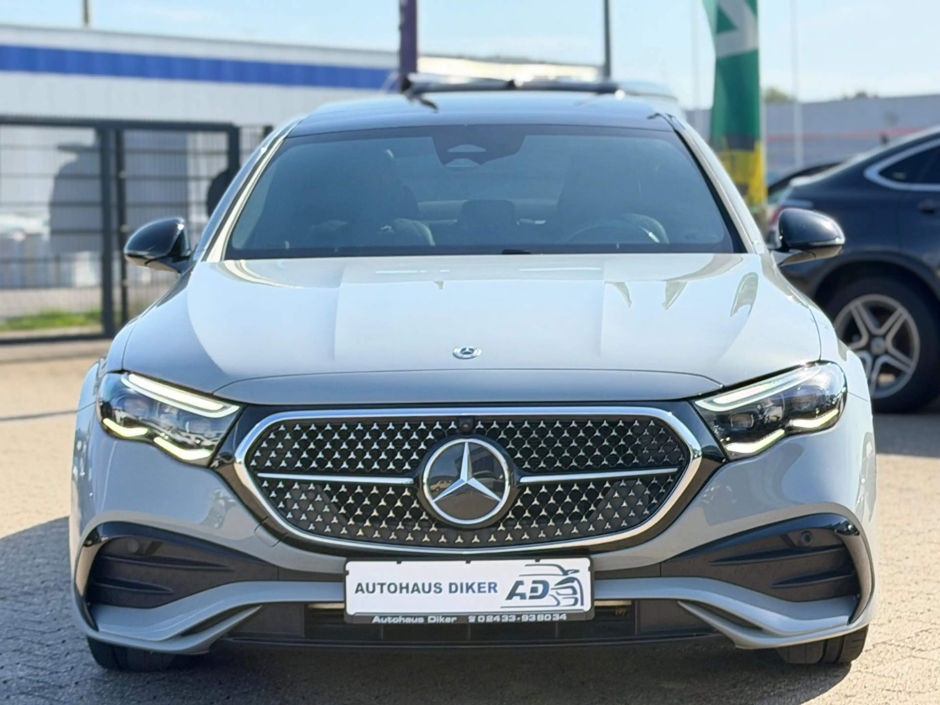 Mercedes-Benz E 450 d 4Matic AMG Line Premium Night Paket — photo 3