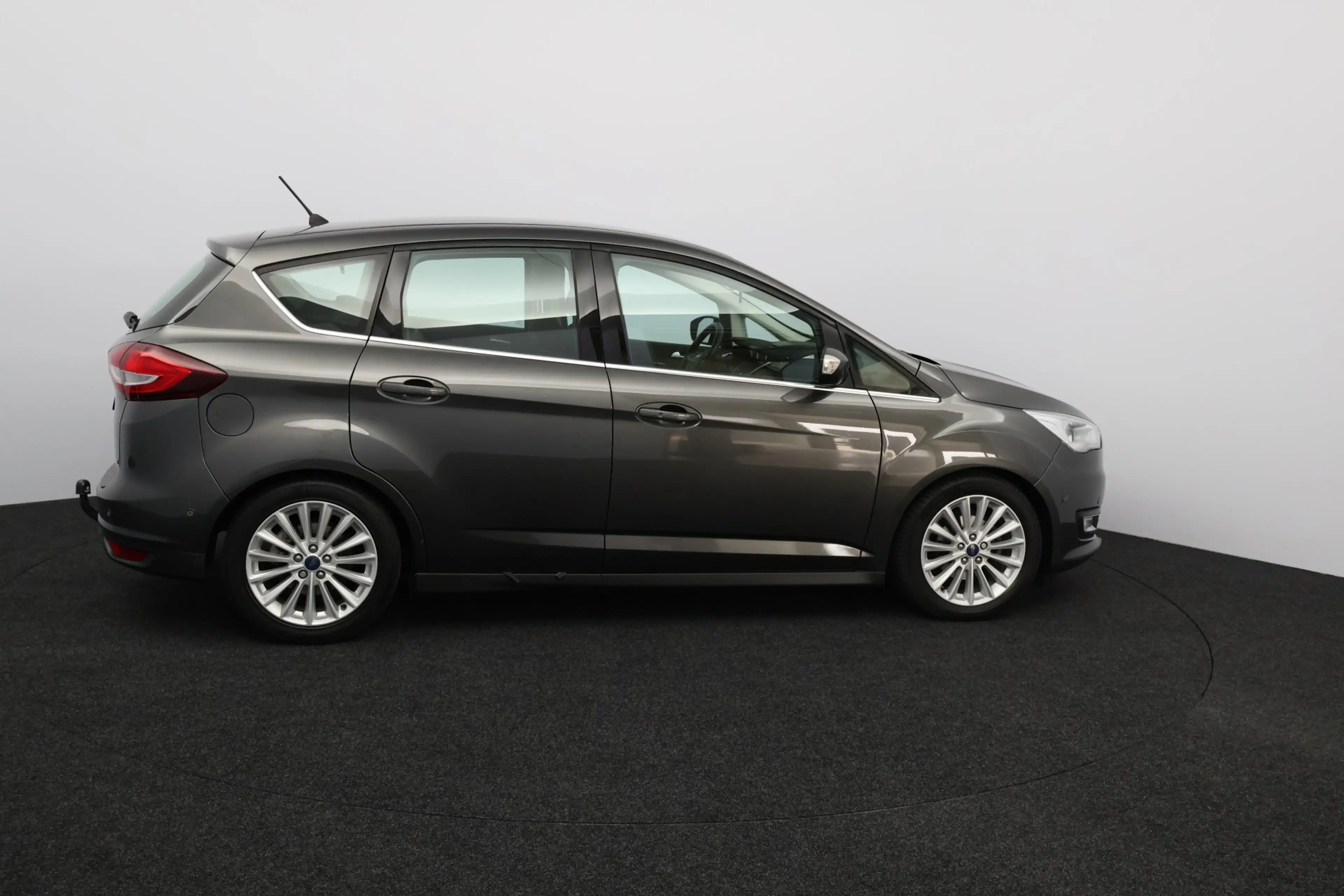 Ford C-Max 1.0 Titanium /DEALER ONDERHOUDEN! /Trekhaak! /Voor — photo 11