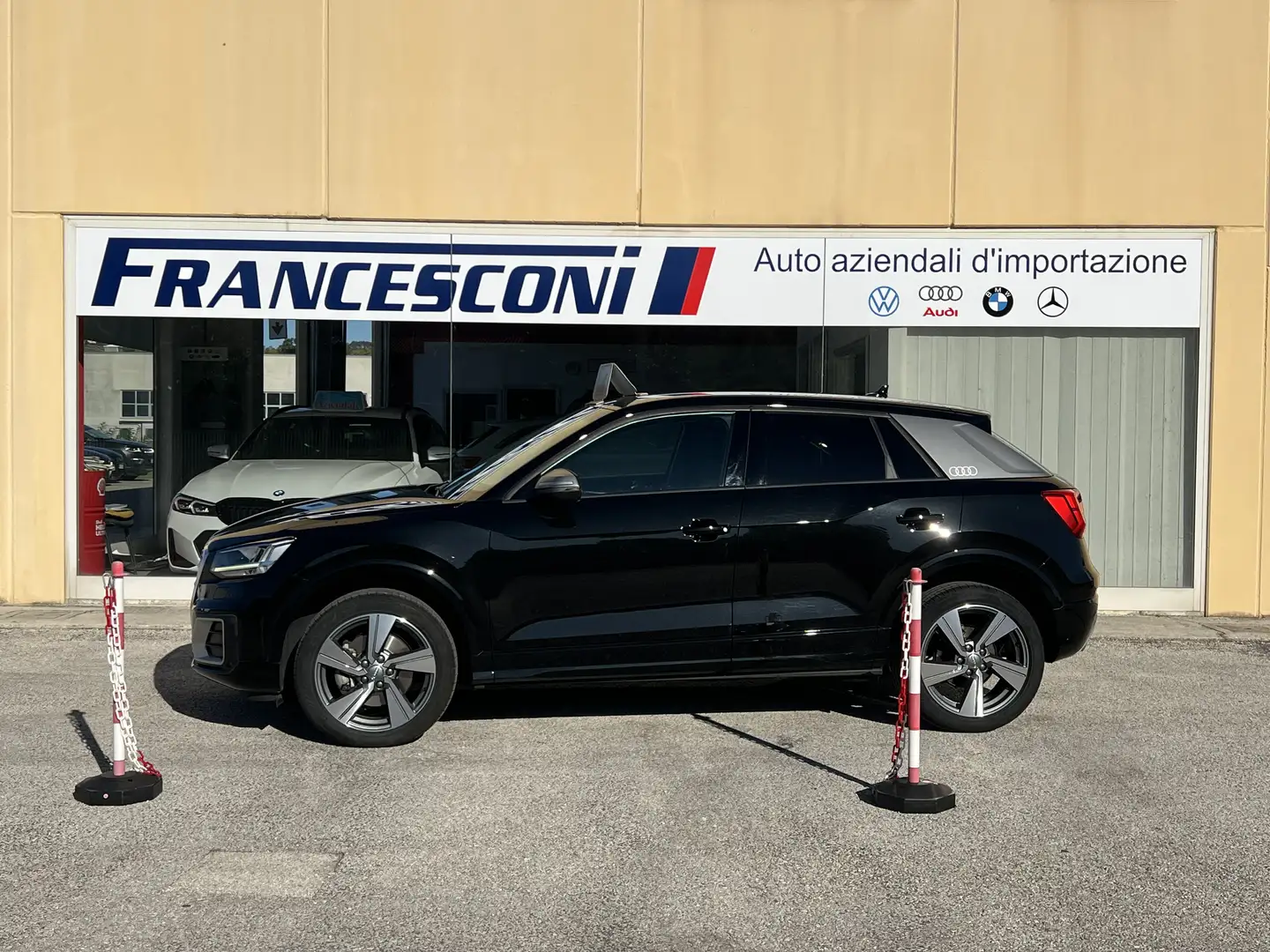 Audi Q2 Q2 35 2.0 tdi 150cv SPORT Schwarz - 1