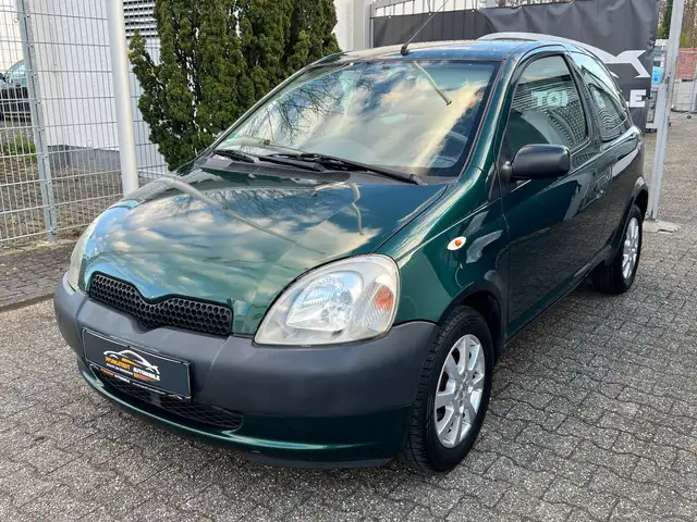 Toyota Yaris view 2