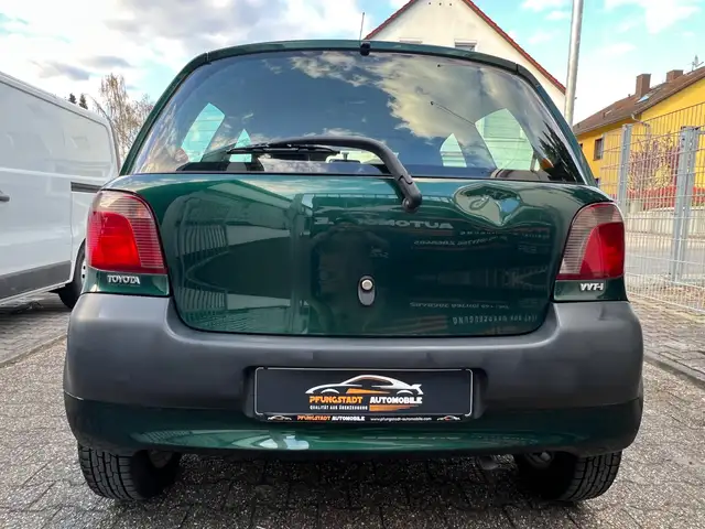 Toyota Yaris view 7