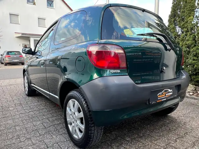 Toyota Yaris view 6