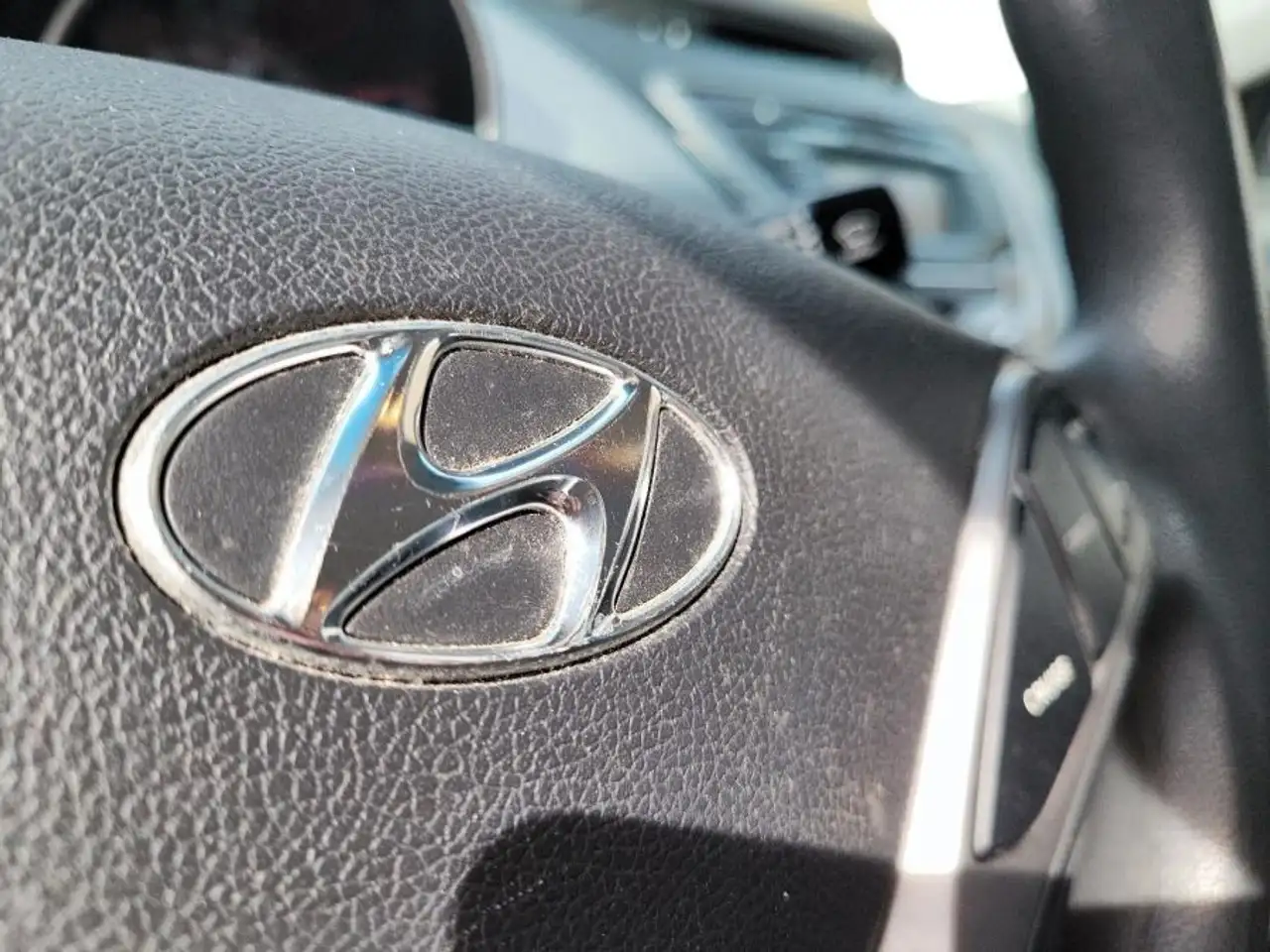 Hyundai ELANTRA снимка Hyundai ELANTRA