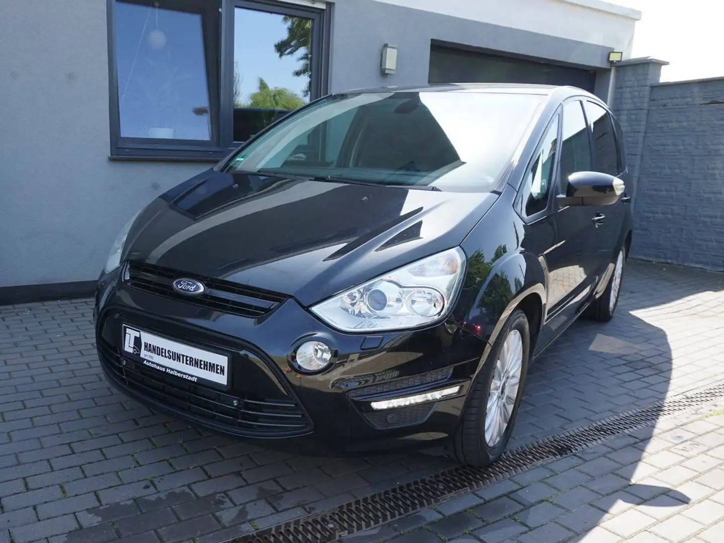 Ford S-Max 2.0 TDCi DPF "Business Edition"2.Besitz,Xenon Fekete - 1