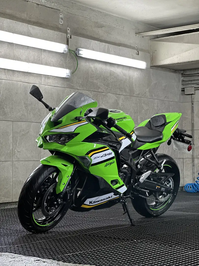 Kawasaki ZXR 400 Zx4rr-performance - 2