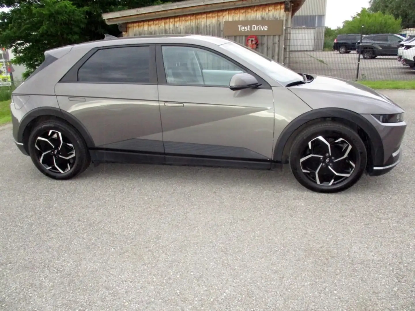 Hyundai IONIQ 5 , BaseLine, Short Range Grün - 2
