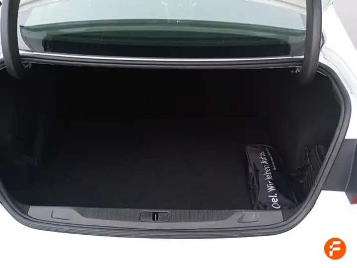 Opel Astra 2017, foto 10