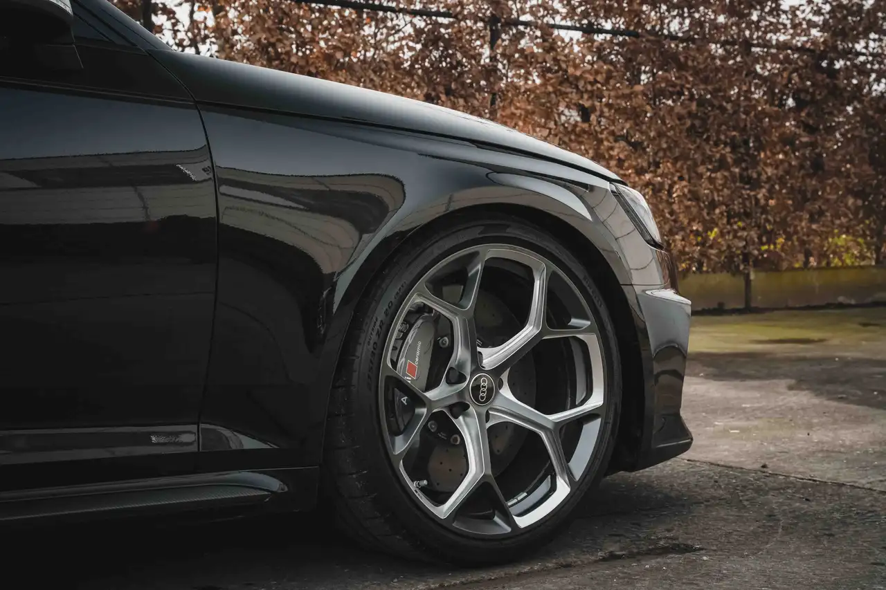 Audi RS4 Avant 2.9 V6 TFSI Quattro 25 Years Edition 8