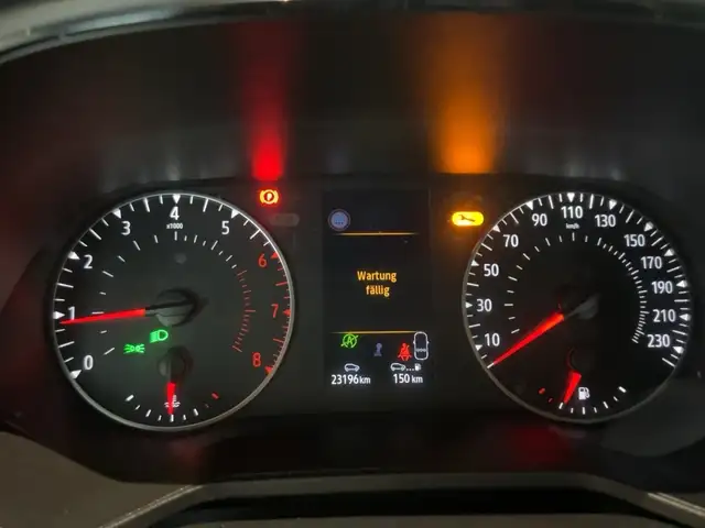 Renault Clio view 13