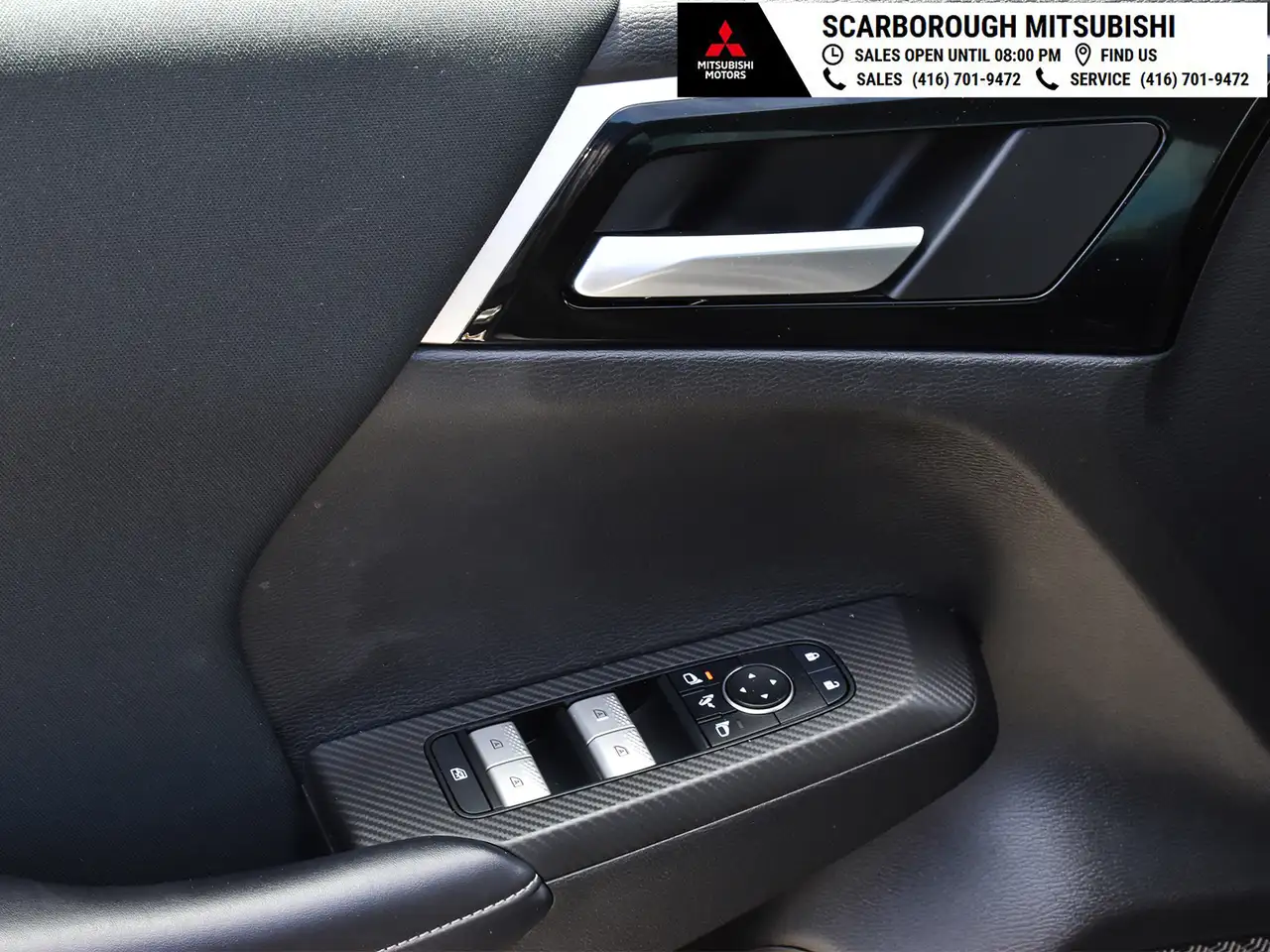 Mitsubishi Outlander снимка Mitsubishi Outlander