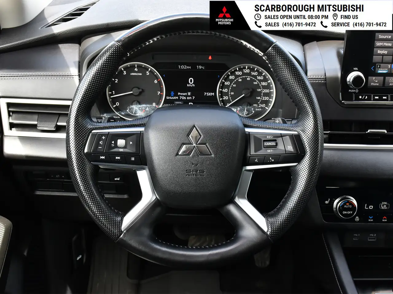 Mitsubishi Outlander снимка Mitsubishi Outlander