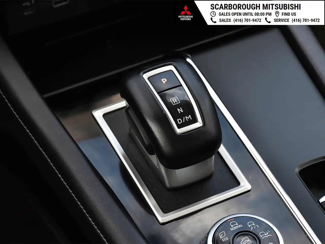 Mitsubishi Outlander снимка Mitsubishi Outlander