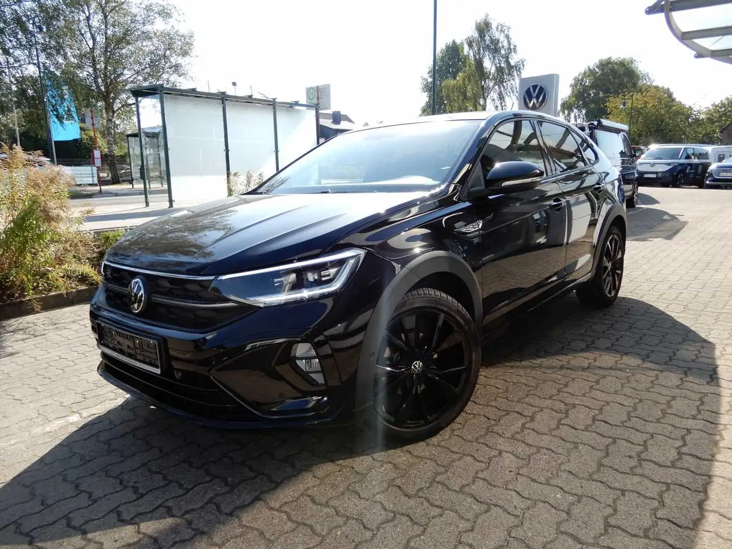 Volkswagen Taigo 1.0 TSI OPF R-Line Schwarz - 1