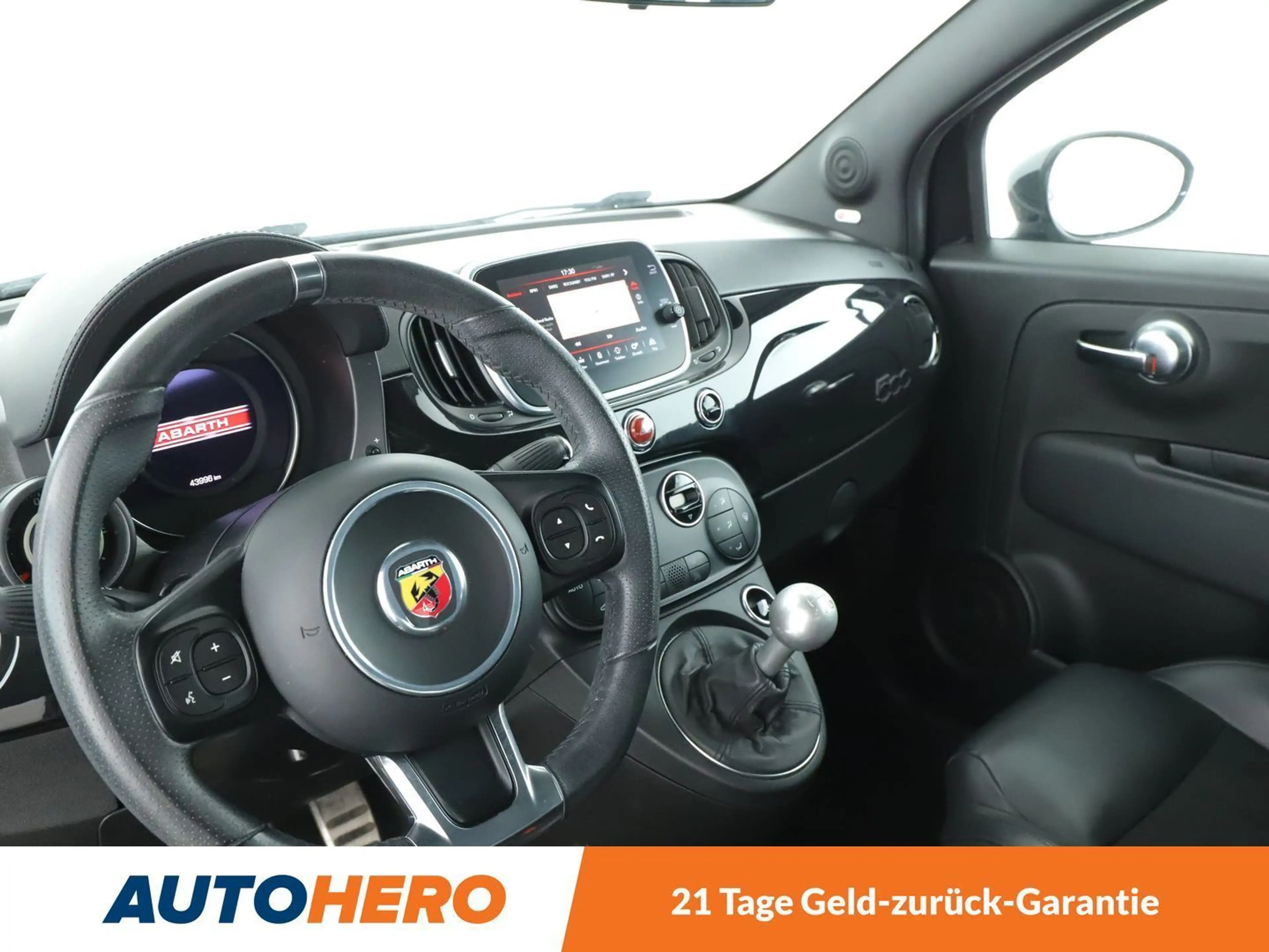 Abarth 595C 1.4 Turbo Scorpioneoro *NAVI*BI-XENON*SHZ*BEATS* — photo 11