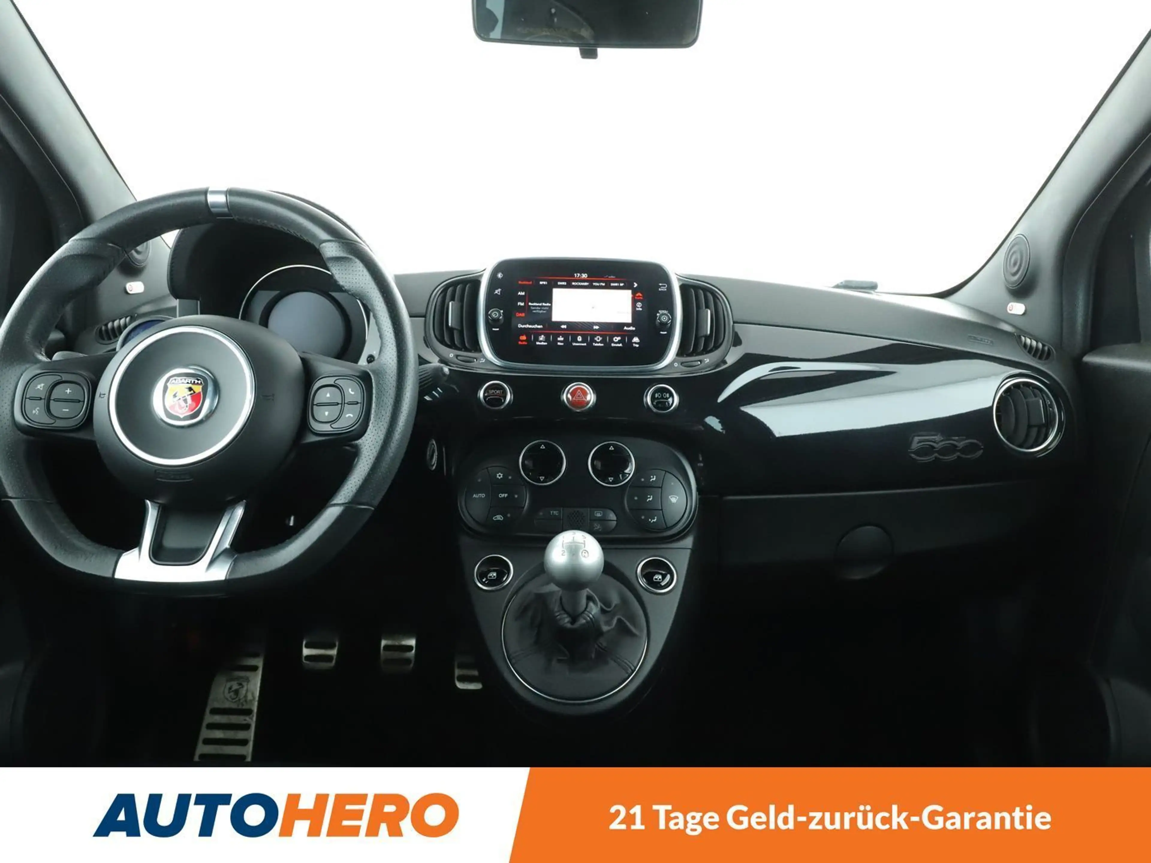 Abarth 595C 1.4 Turbo Scorpioneoro *NAVI*BI-XENON*SHZ*BEATS* — photo 15
