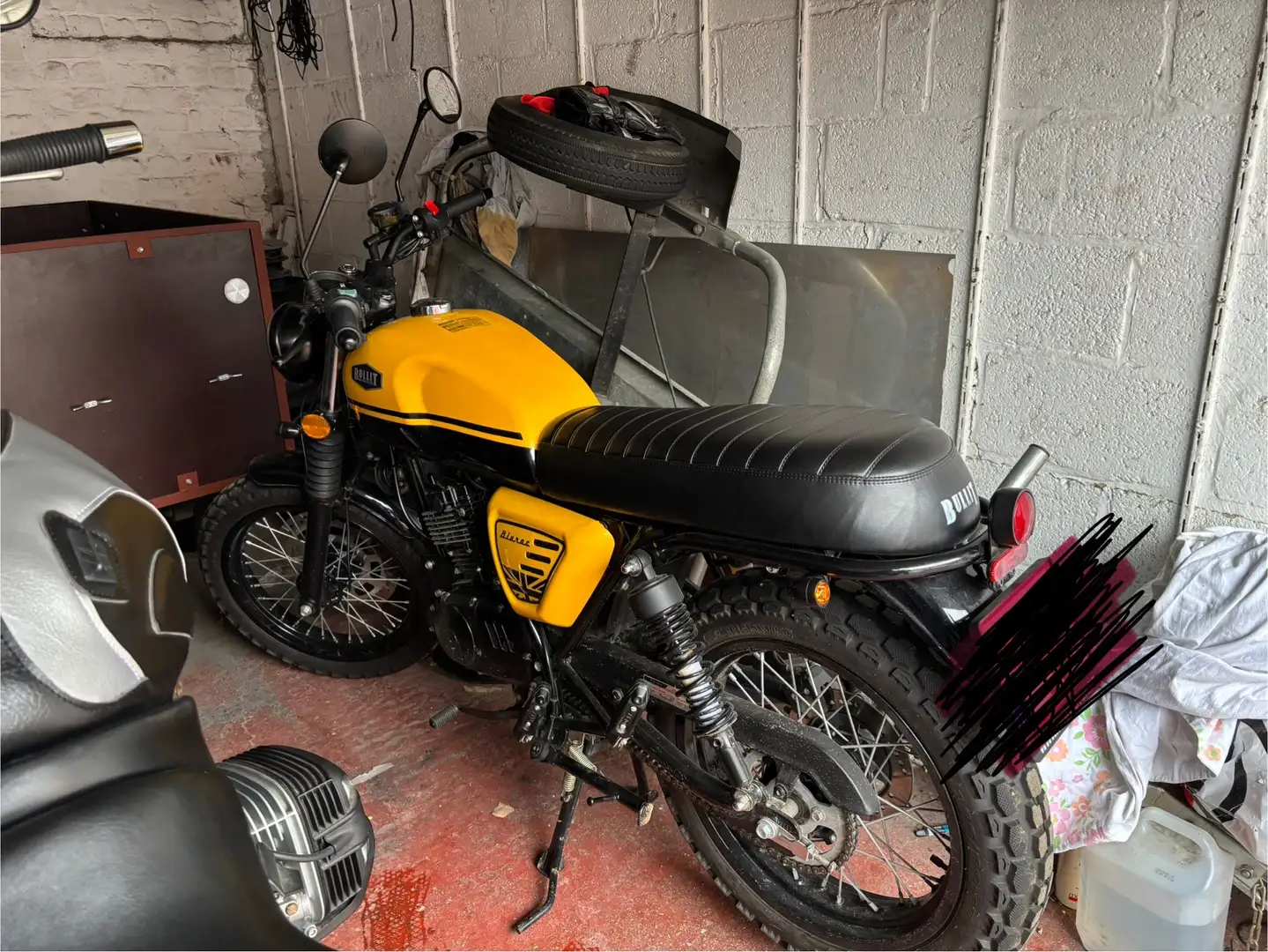 Bullit Bluroc 125 Geel - 2