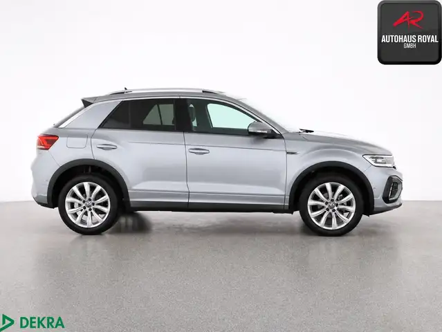 Volkswagen T-Roc view 6