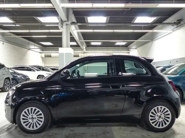 Fiat 500e view 14