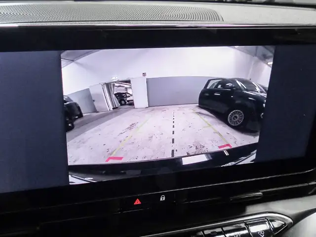 Fiat 500e view 6