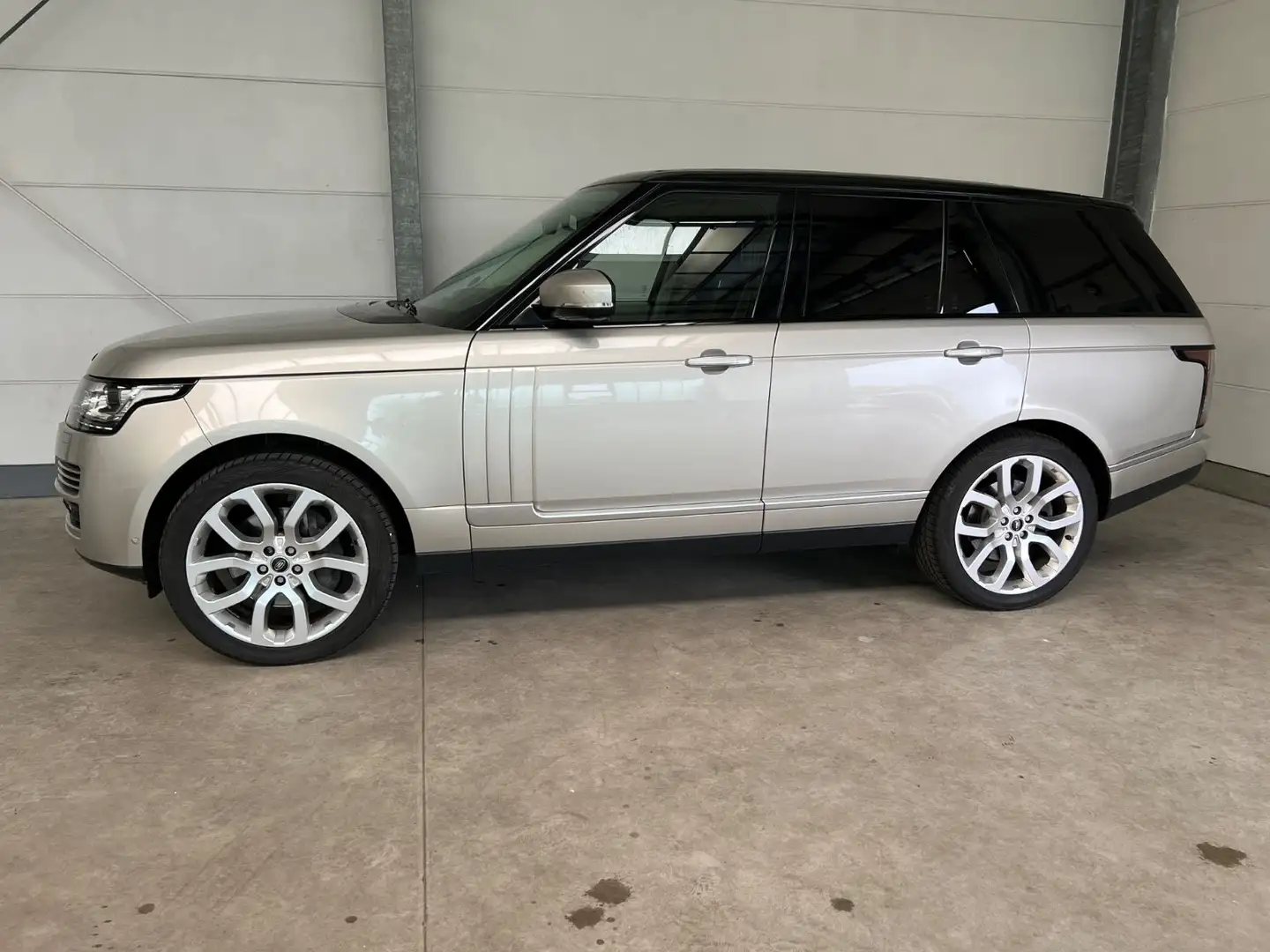 Land Rover Range Rover SDV8 Lang+Autobiogr.+Pano+AHK+22'Alu Ezüst - 2
