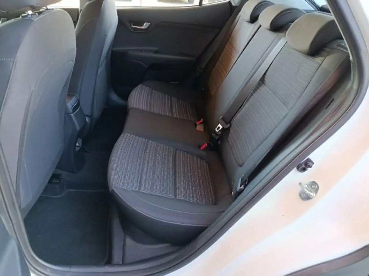Kia Stonic STONIC 1.0T 100 DCT VISION LED 22