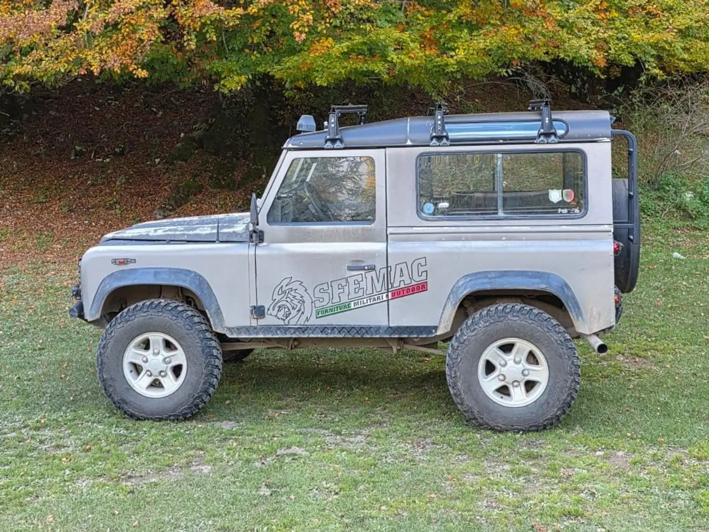 Land Rover Defender Defender 90 2.5 tdi Hard Top Argento - 1