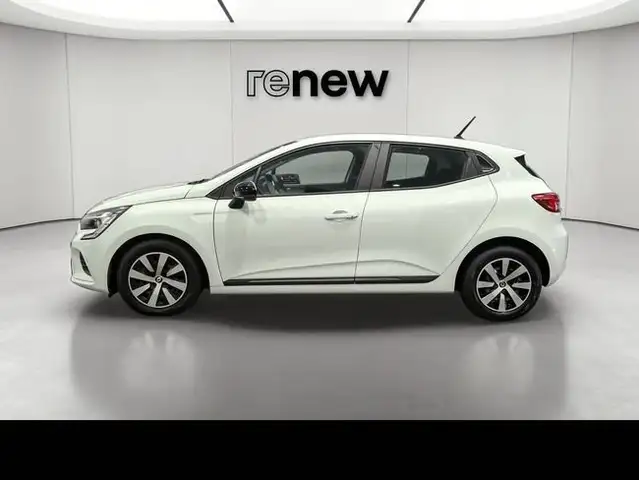 Renault Clio view 4