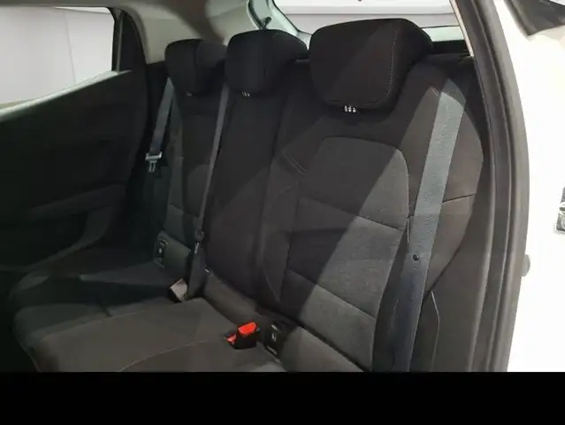 Renault Clio view 6