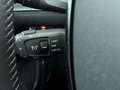 Peugeot 2008 SUV 1.2 130pk Allure Pack | Adaptive Cruise Contro Oranje - thumbnail 17