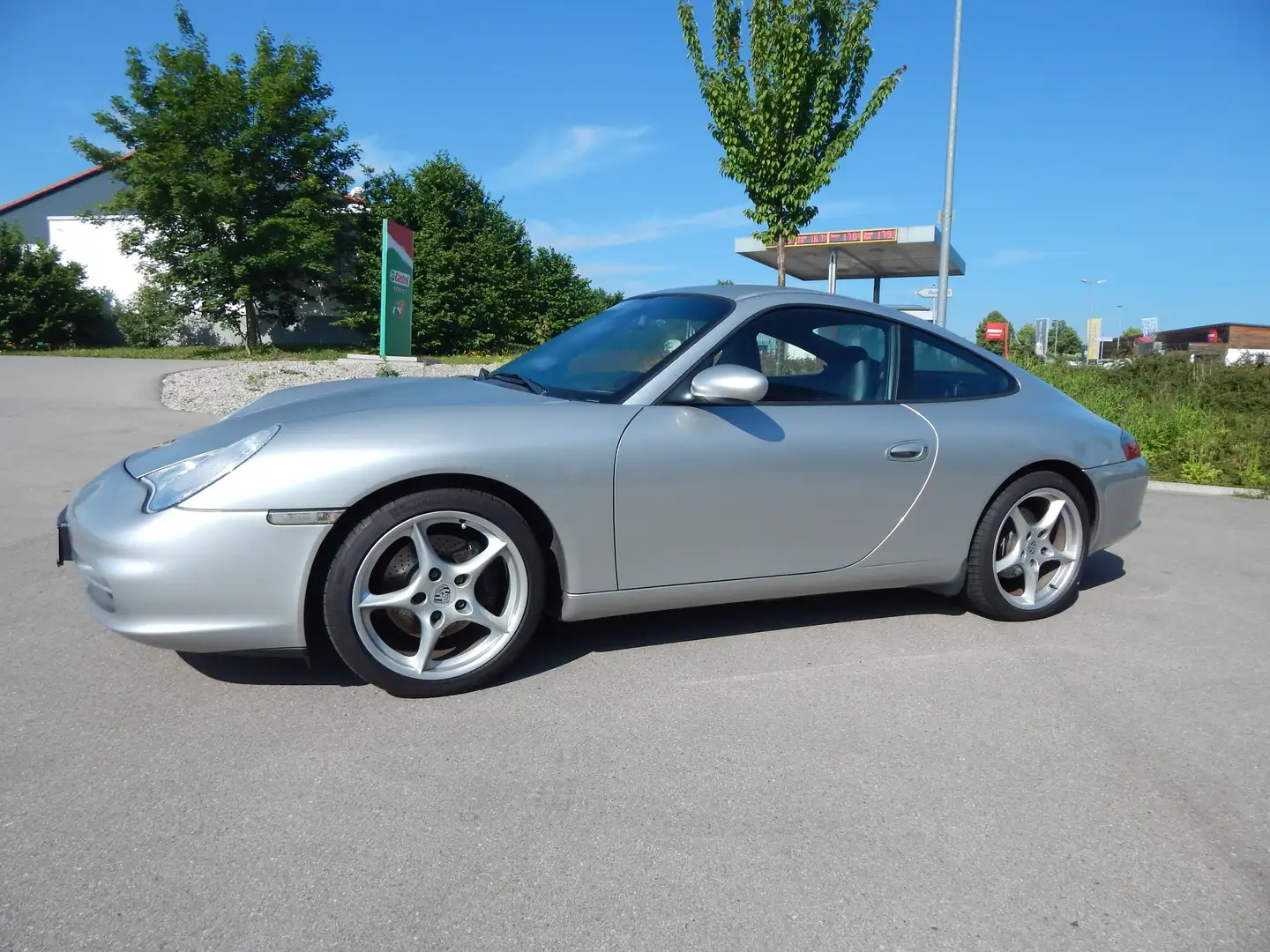 Porsche 996 911 Carrera Silber - 1