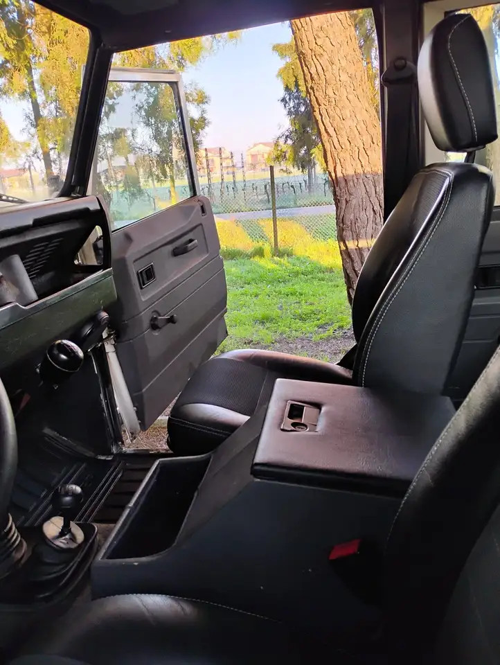 Land Rover Defender 110 300 TDI, foto 7