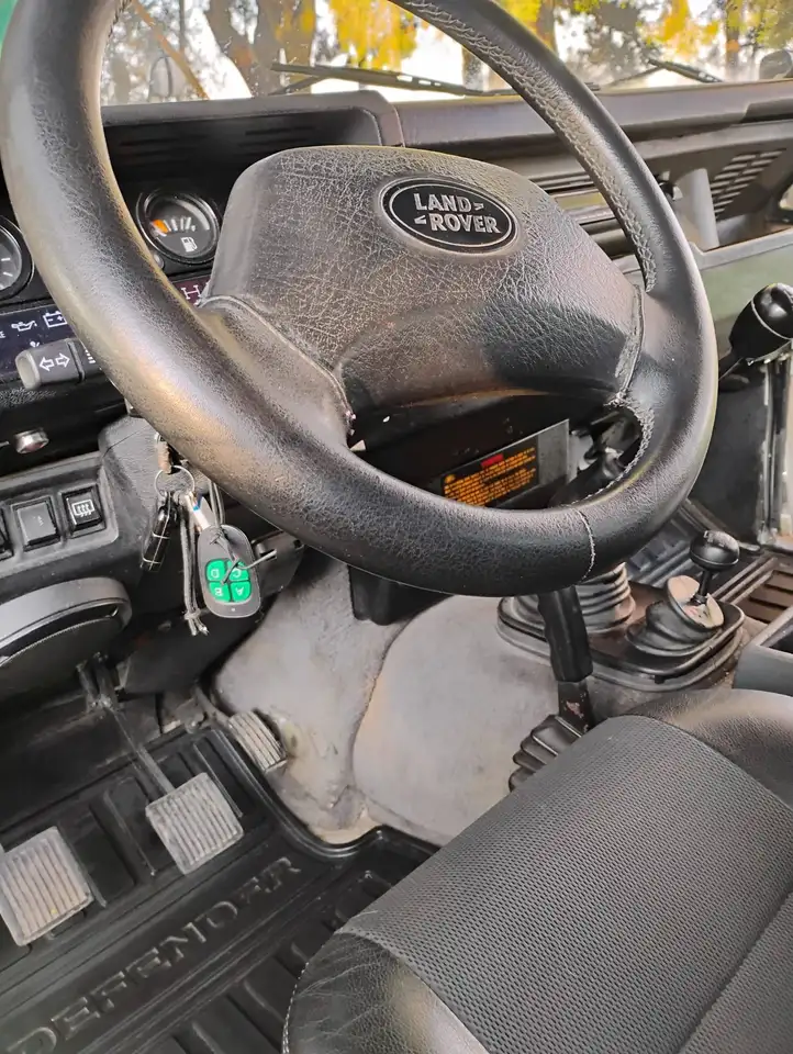 Land Rover Defender 110 300 TDI, foto 6