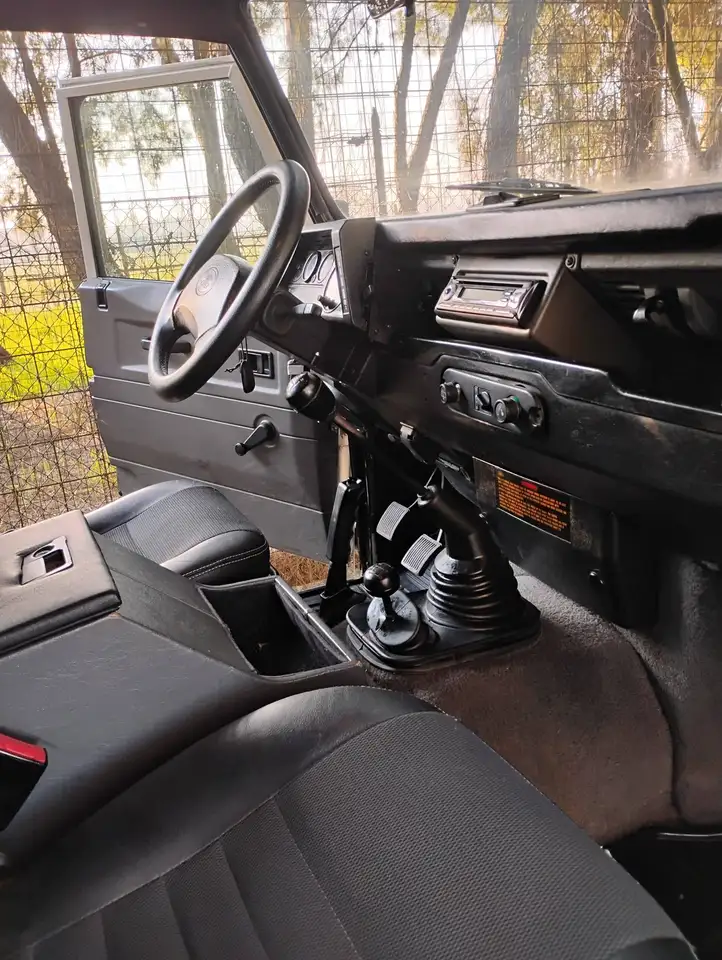 Land Rover Defender 110 300 TDI, foto 8