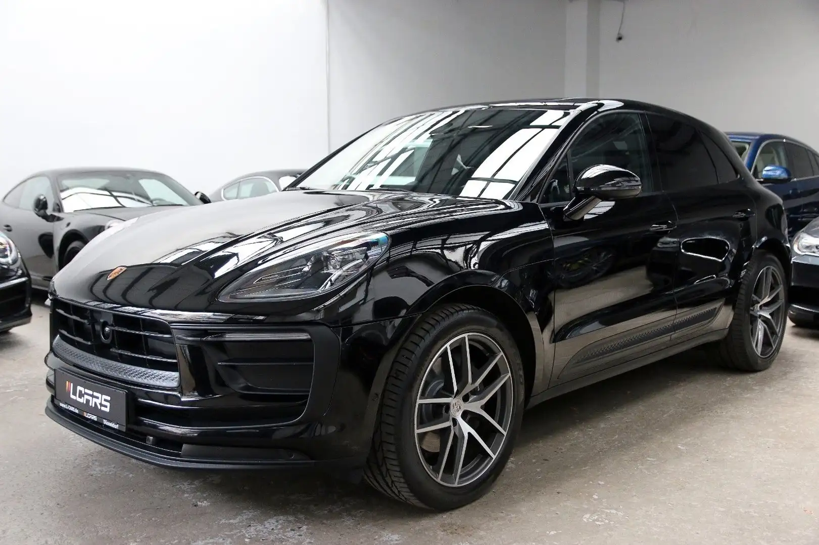Porsche Macan 2.0 18Wege Pano Kamera Bose ACC LED 20" Schwarz - 2