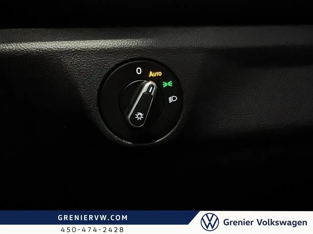Volkswagen Jetta снимка Volkswagen Jetta
