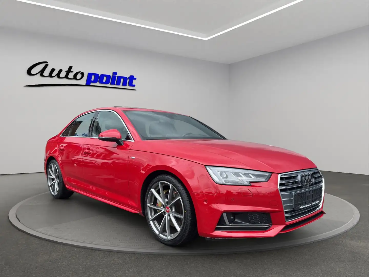 Audi A4 2.0 TFSI quattro Sport 3x S-Line Rot - 2