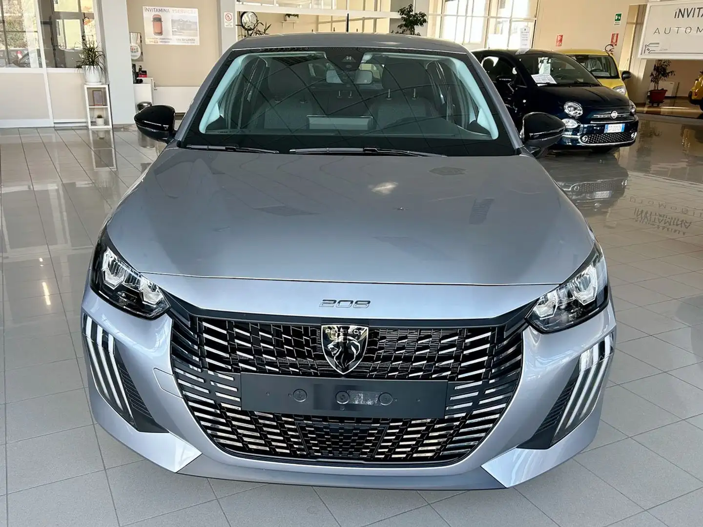 Peugeot 208 5p puretech 75cv s&s Style Gris - 2