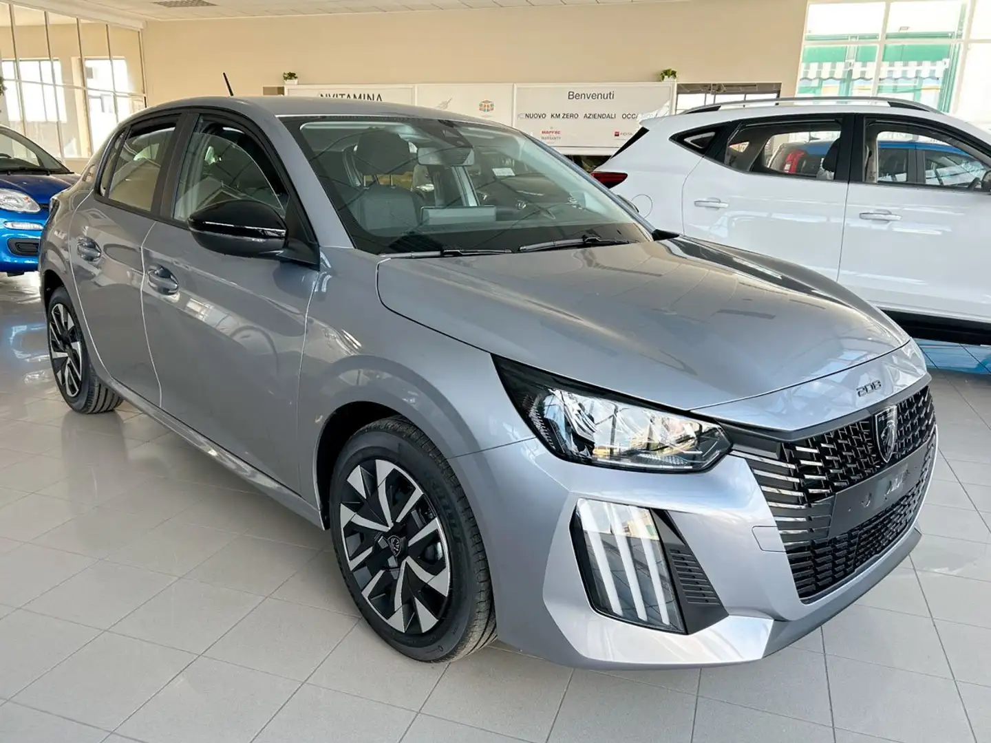 Peugeot 208 5p puretech 75cv s&s Style Gris - 1