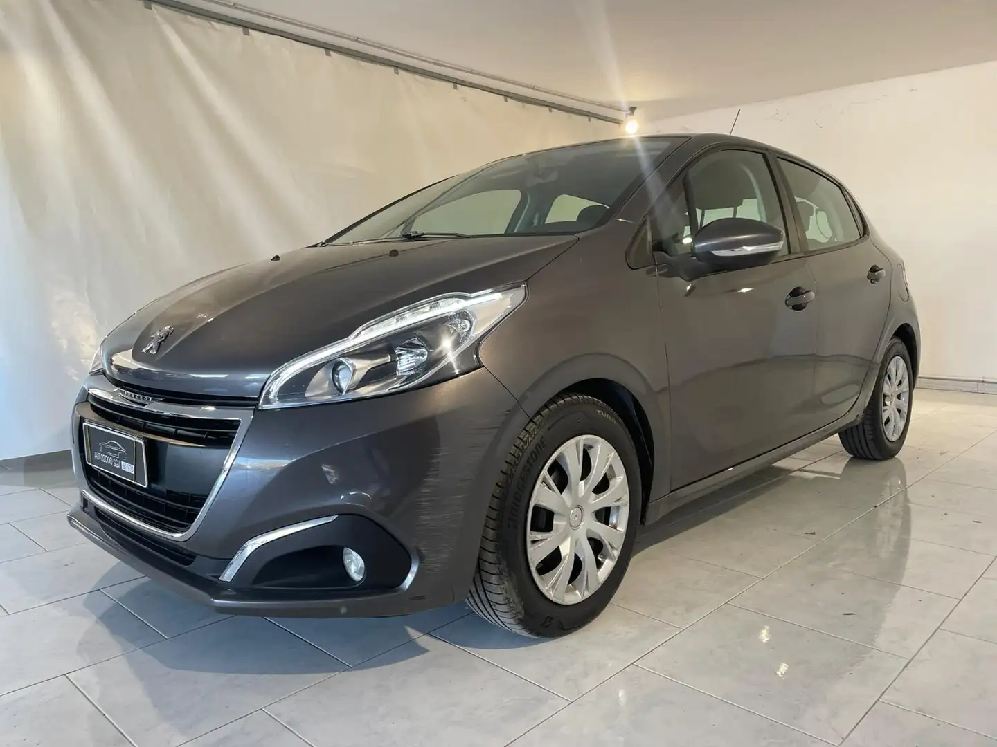 Peugeot 208 2018 5P. 1.6 HDI 75 CV 5P. X NEOPATENTATI - 2