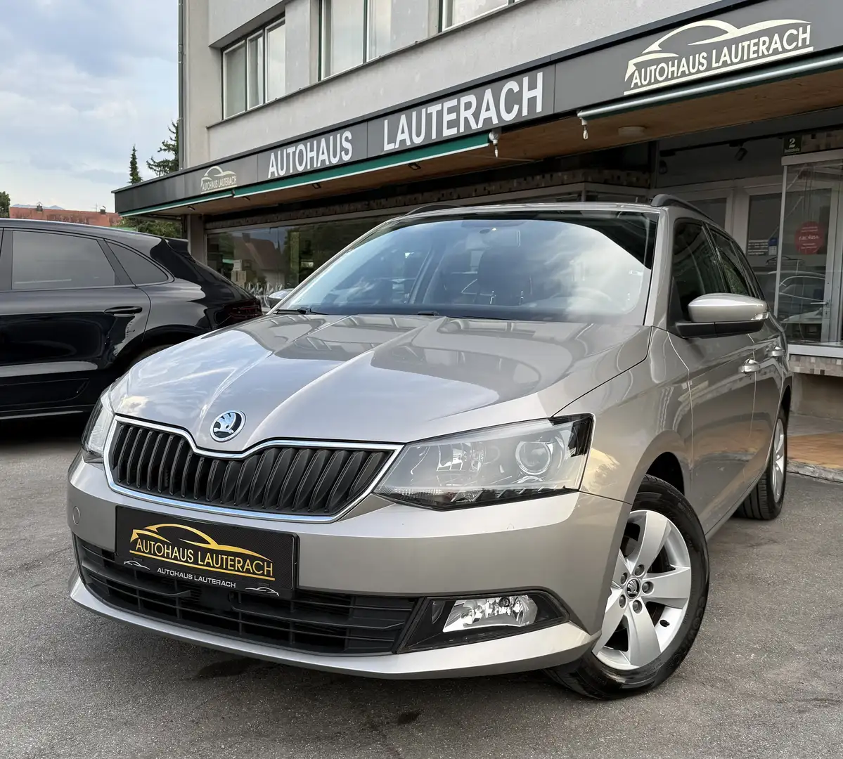 Skoda Fabia Ambition *1.HAND * PDC* SITZHEIZUNG* Braun - 1