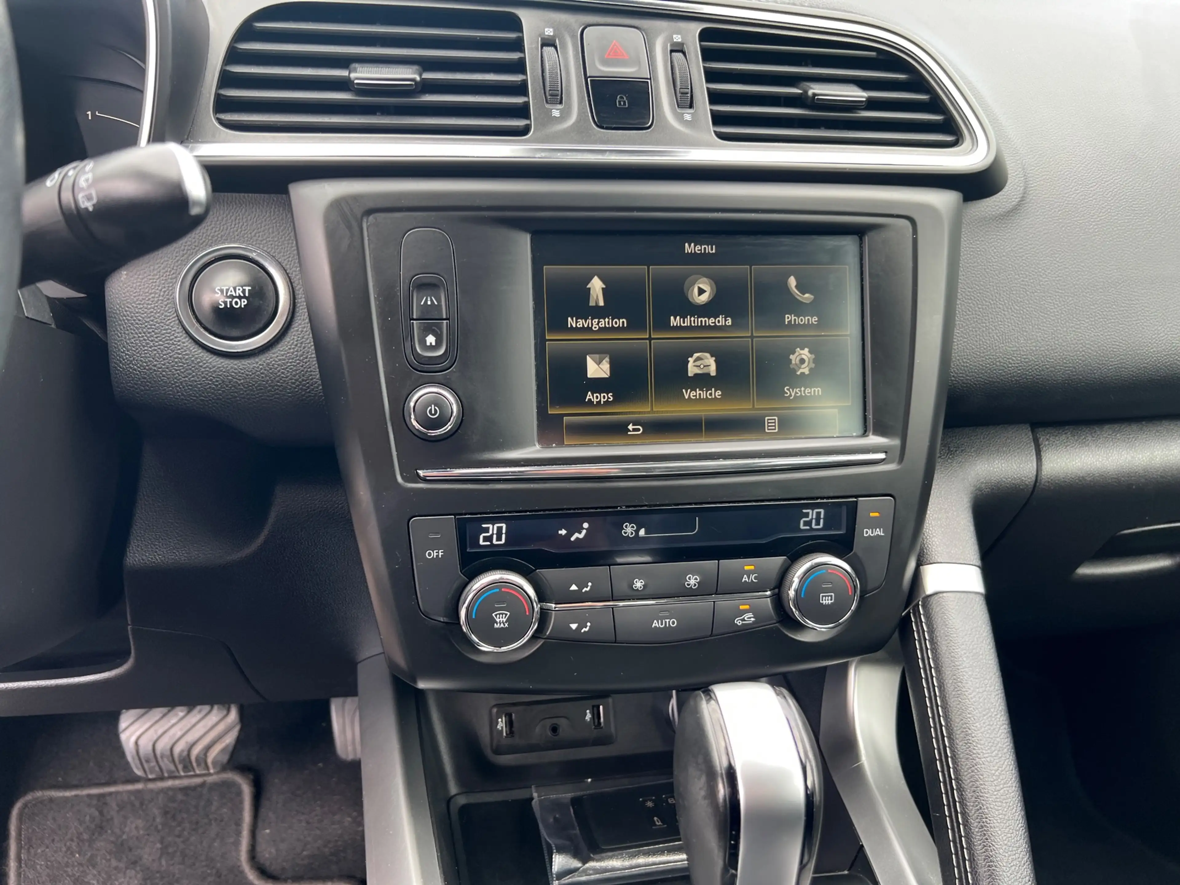 Renault Kadjar 1.2 TCe Intens — photo 11