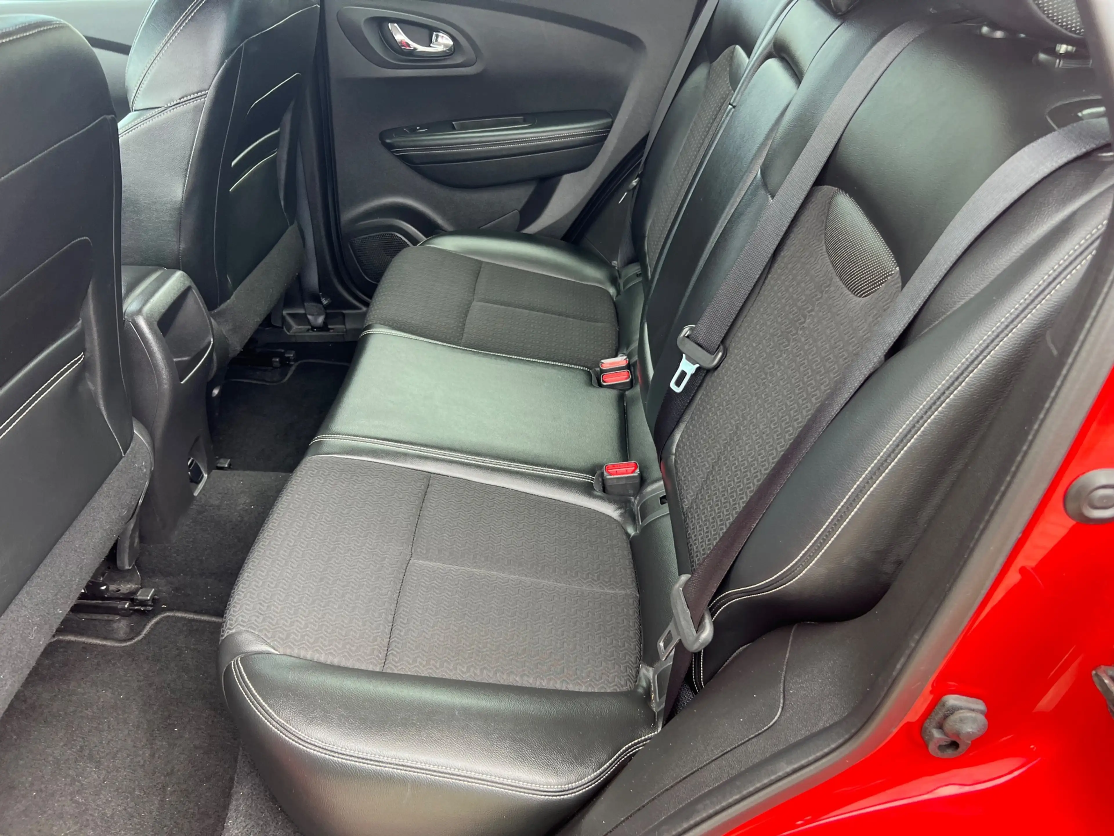Renault Kadjar 1.2 TCe Intens — photo 9