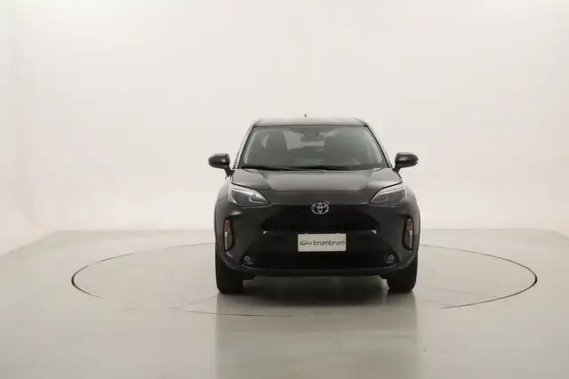Toyota Yaris Cross view 8
