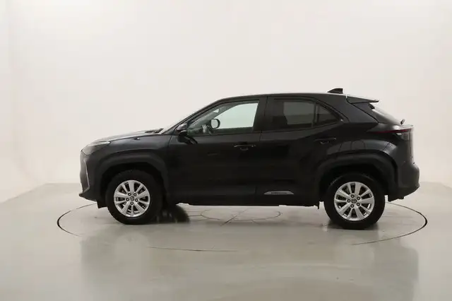 Toyota Yaris Cross view 2
