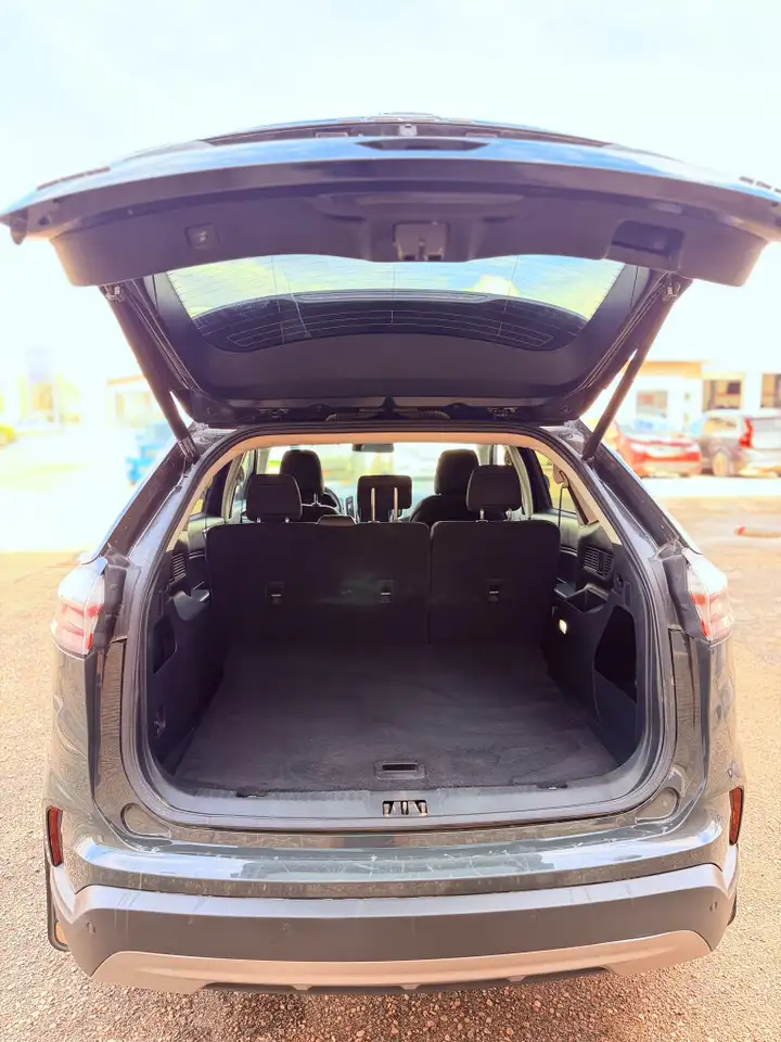 Ford Edge снимка Ford Edge