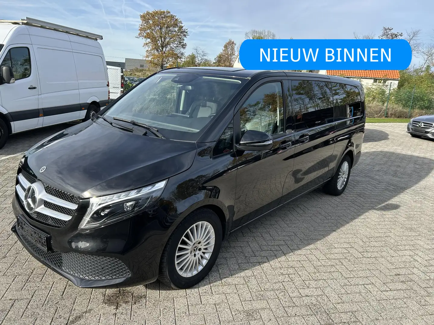 Mercedes-Benz V 300 V d L3 9G-TRONIC Edition 2023 Dubbel Cabine Zwart - 1