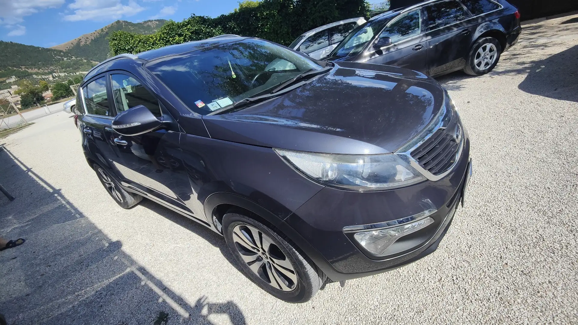 Kia Sportage 1.7 crdi Class 2wd Grau - 2